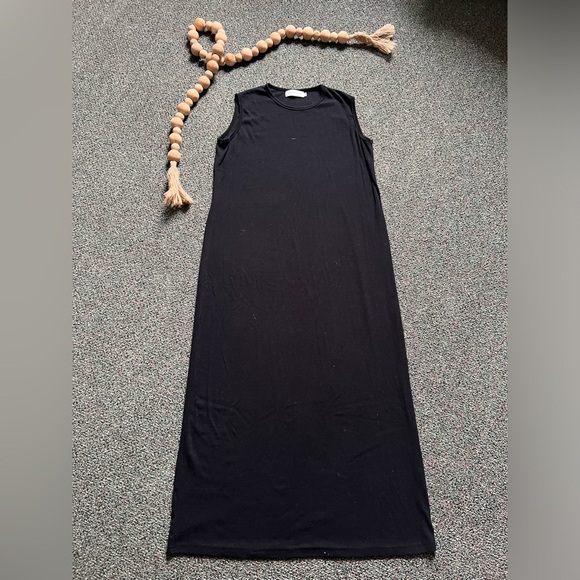 Modest Black Ribbed Stretchy Sleeveless Layering Round High Neck Maxi Midi Dress - Picture 6 of 16